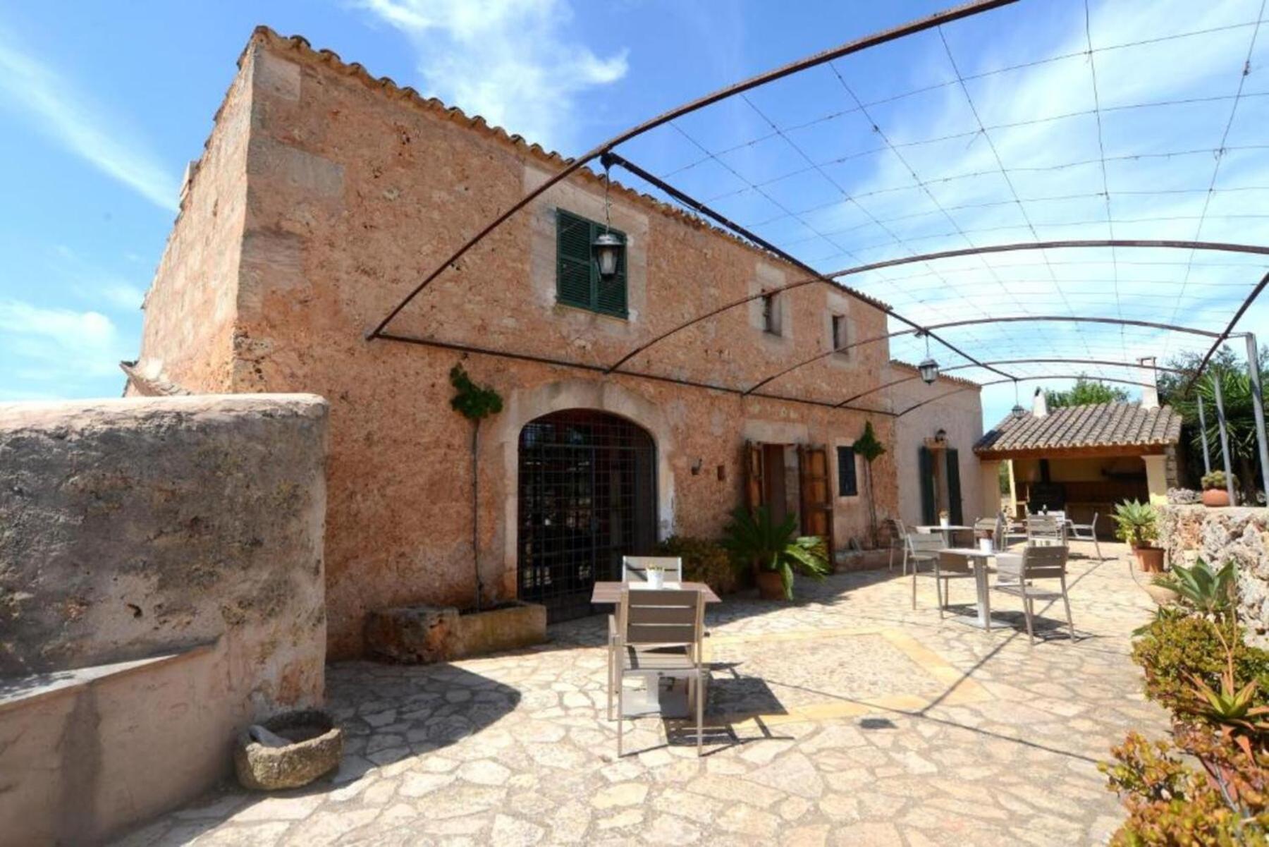 Yourhouse Porreti El Galliner